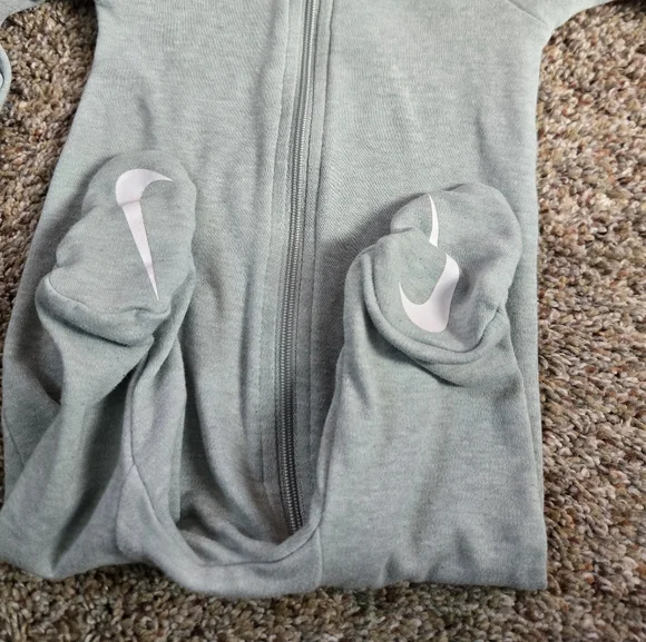 Nike baby Footie 3 month Green - Picture 3 of 5